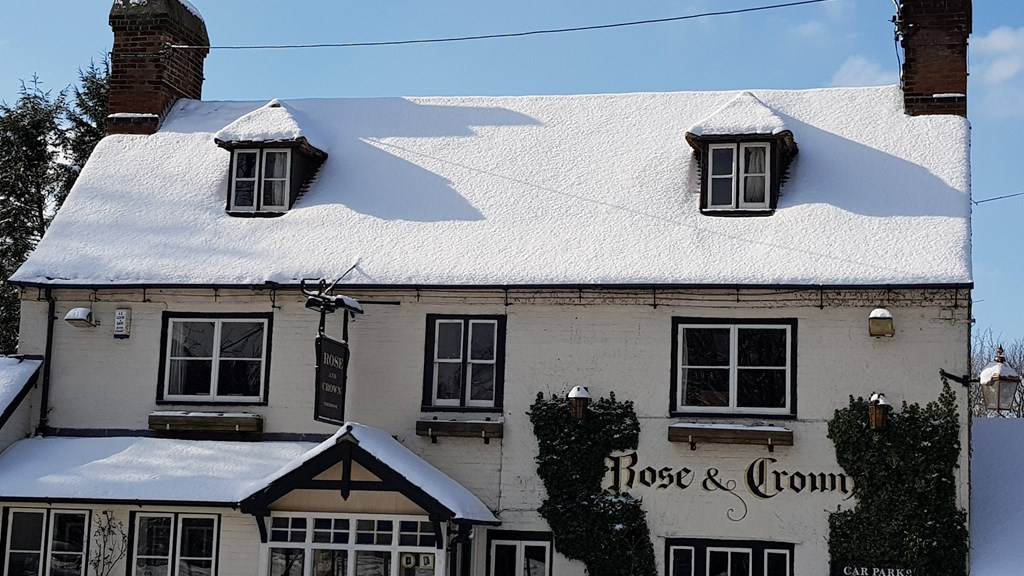 Rose and Crown Exterior Winter Picture.jpg