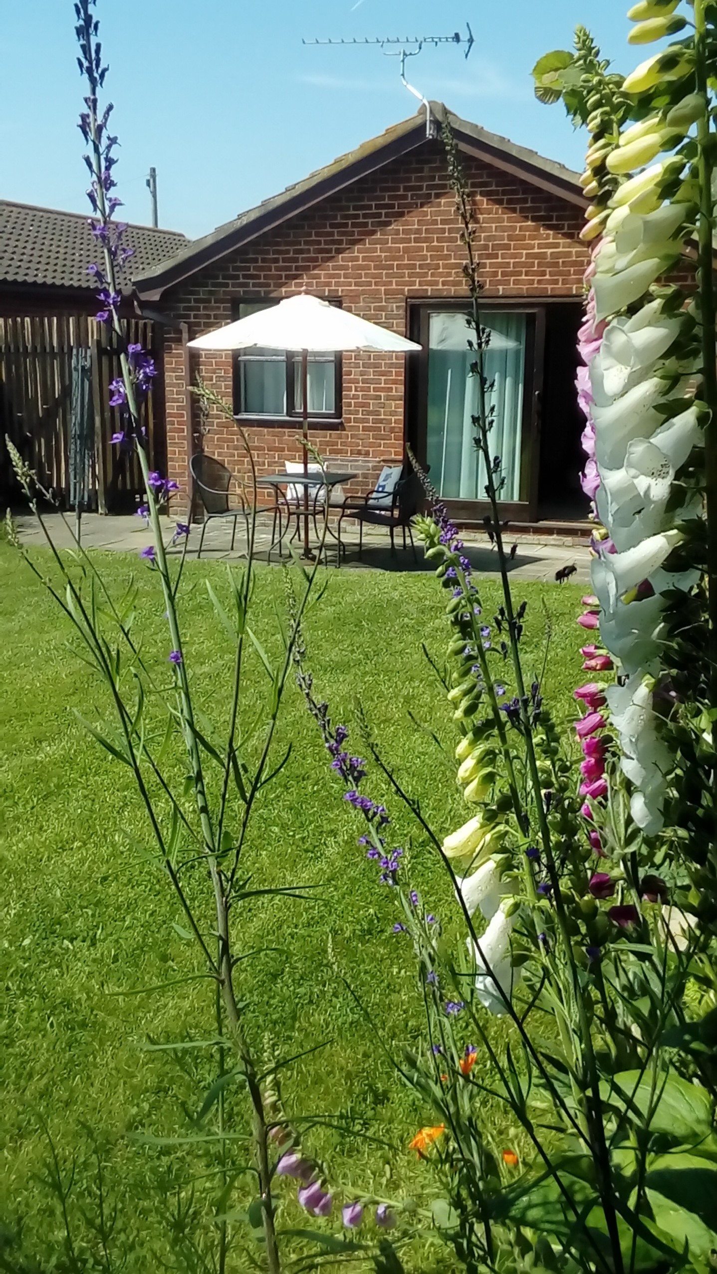 Nirvana Cottage Exterior.jpg