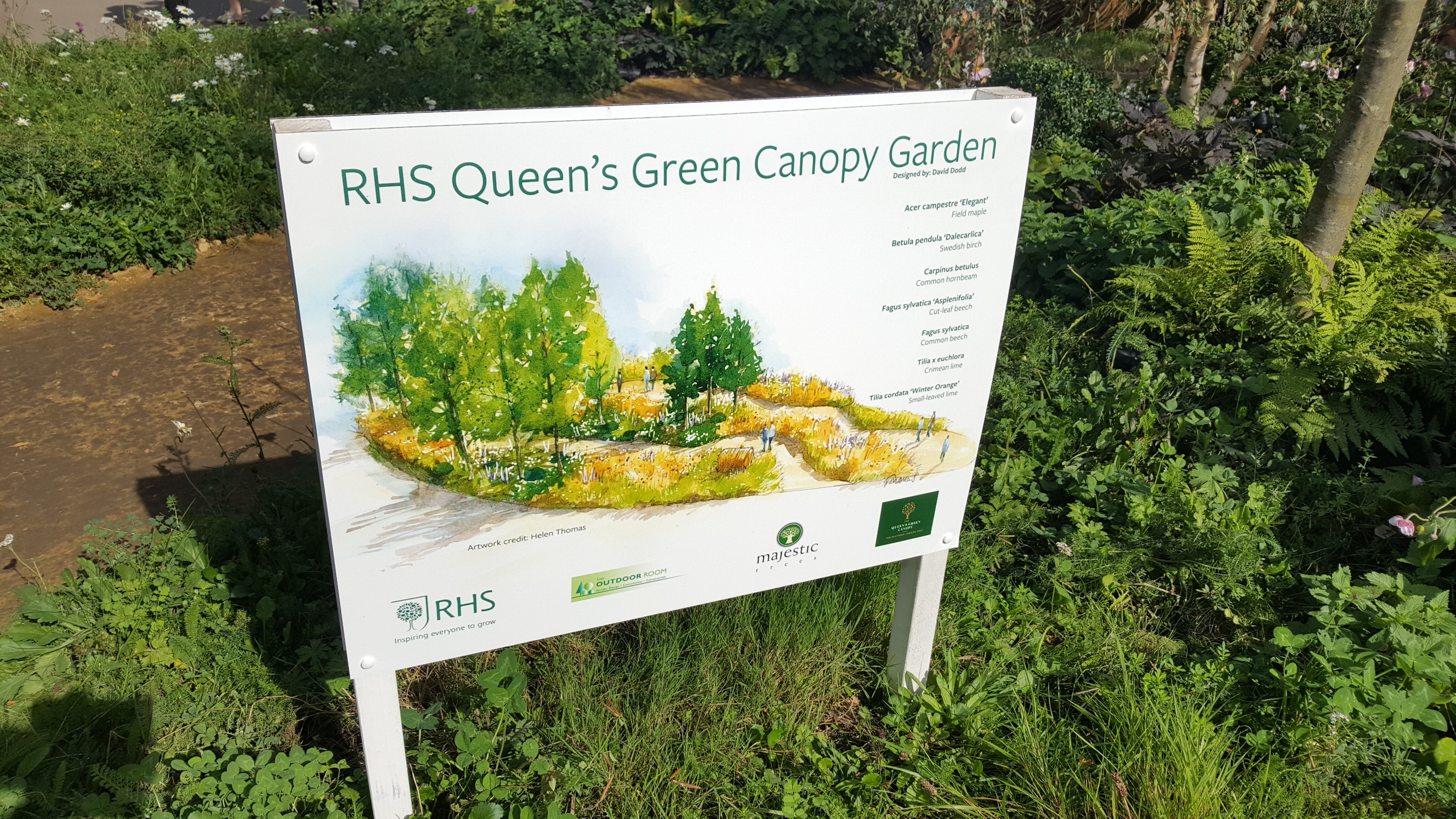 Queens Garden Article Sign