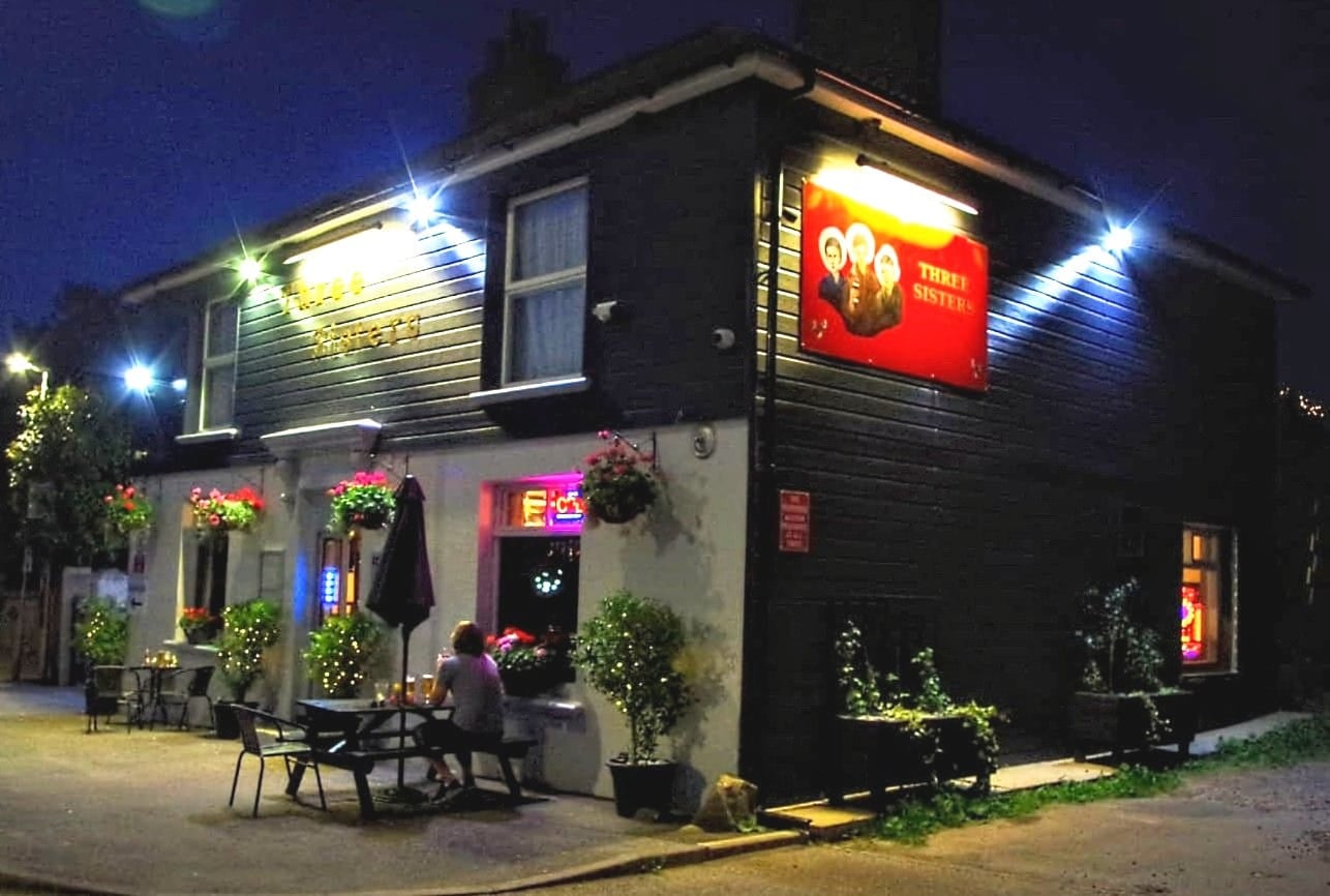 Three Sisters Pub Exterior Night Time
