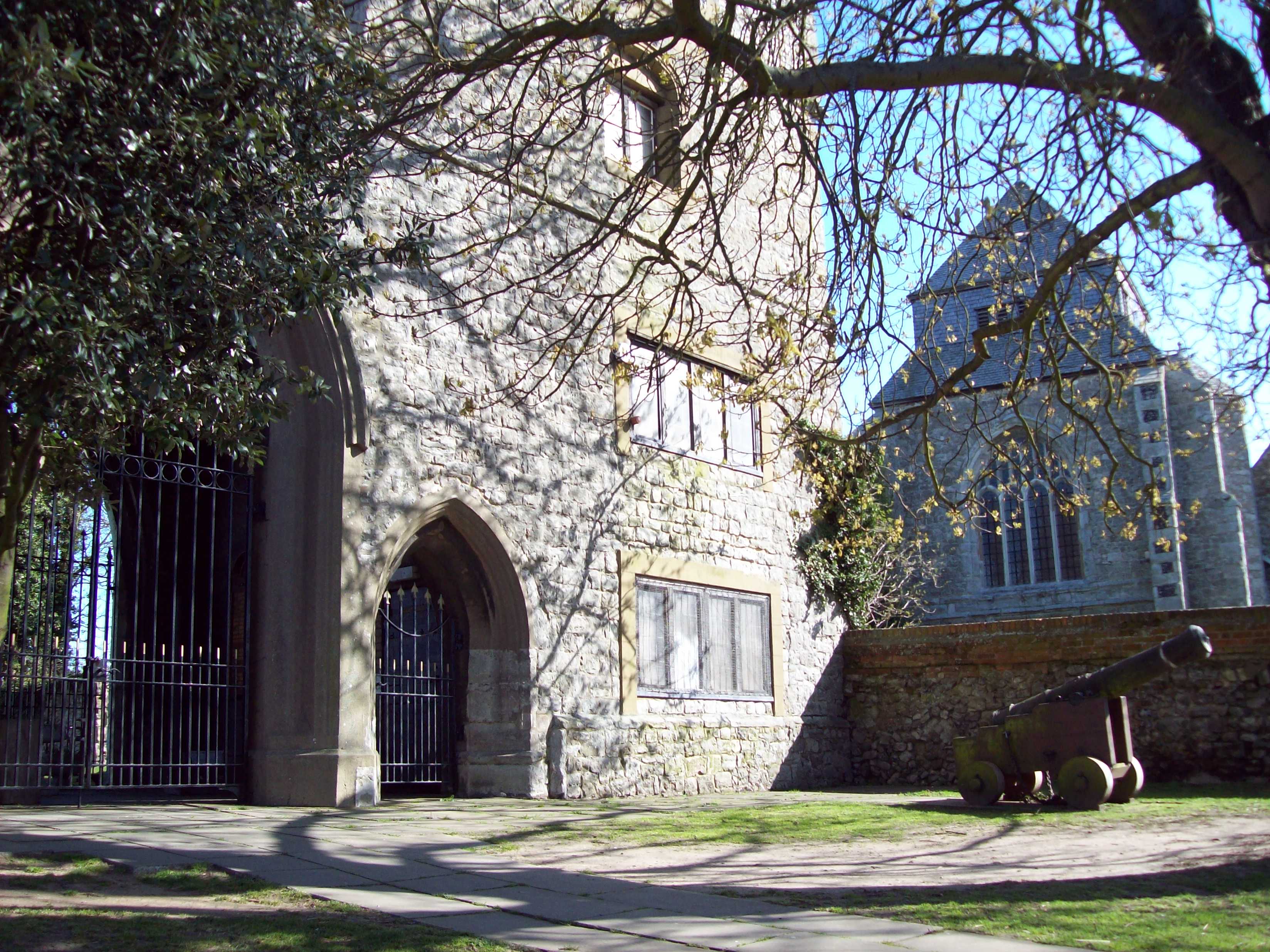 Minster Gatehouse and Minster Abbey