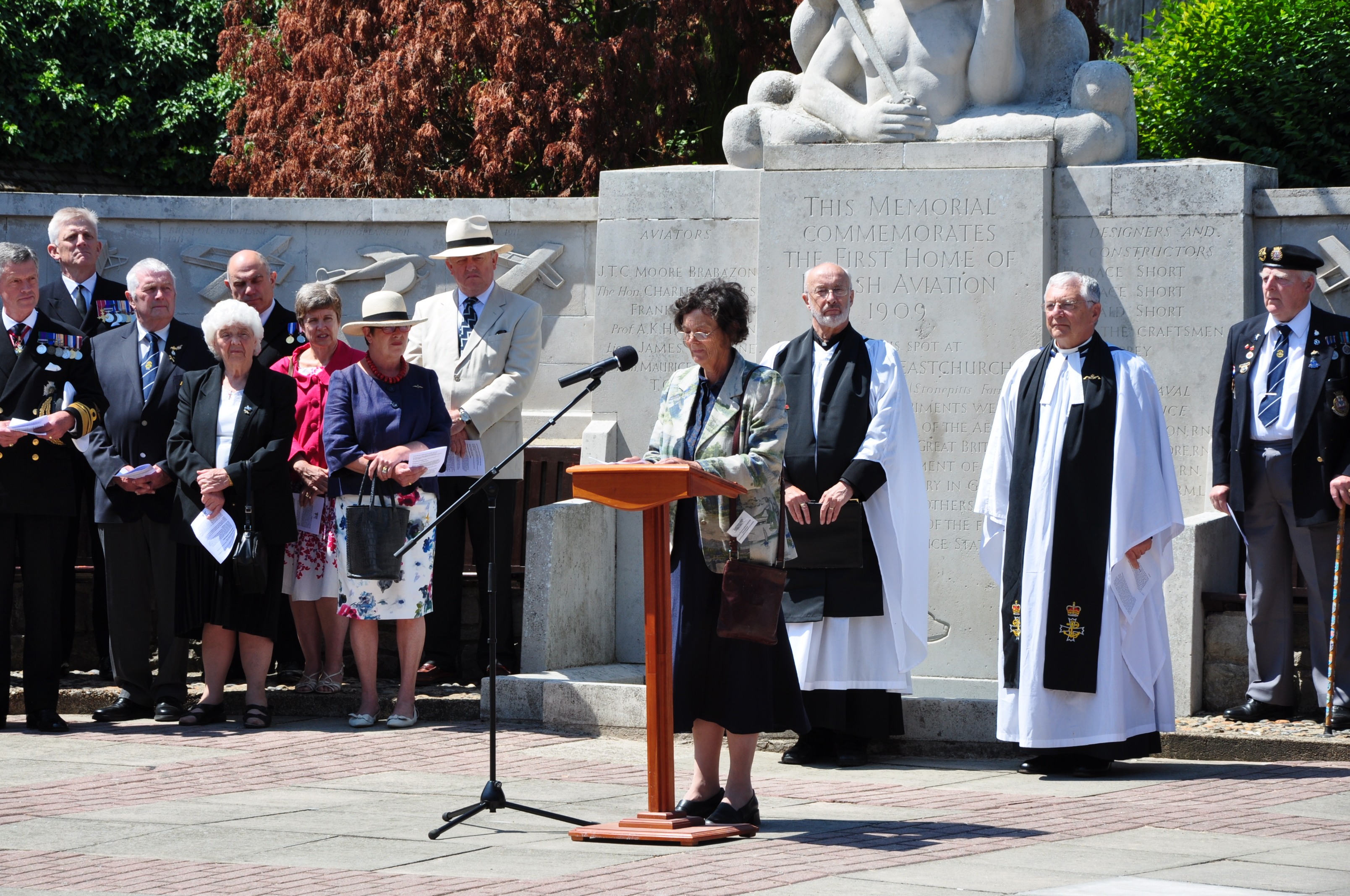 Eastchurch Observance Pic 2 2014.jpg